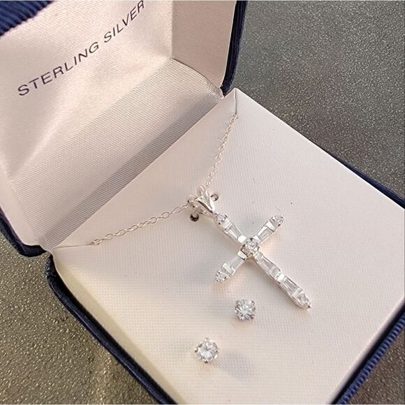 Sterling Clear CZ Cross Pendant Necklace & Stud Earrings Set - … - Picture 3 of 6